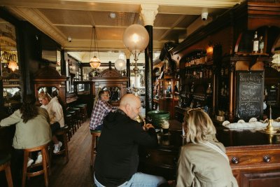 Zo doe je mee aan de grootste kroegentocht van het jaar
